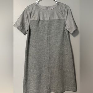 Stylish Loft gray dress with pu leather and zipper . Size xsmall